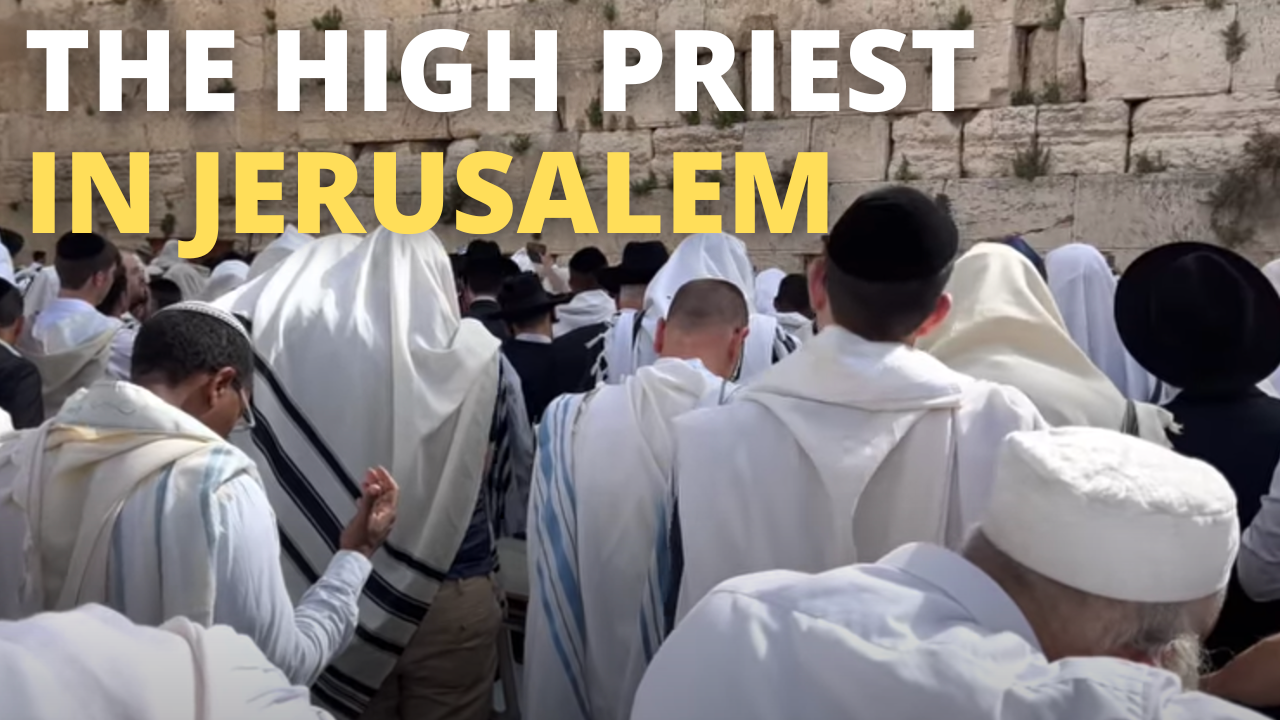 The High Priest in Jerusalem - Ateret Cohanim